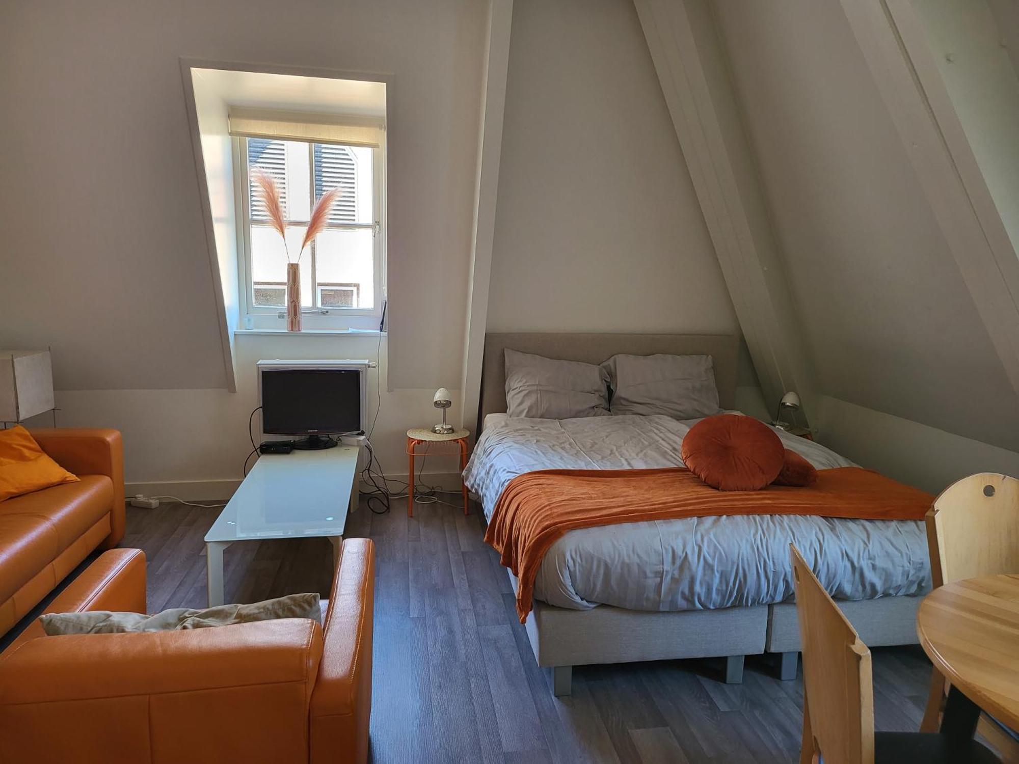זוולה Stadslogement Bij De Sassenpoort חדר תמונה