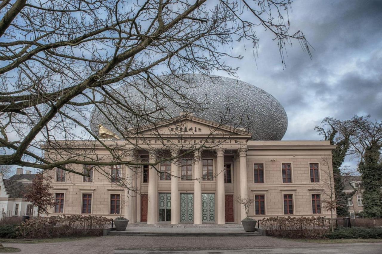 זוולה Stadslogement Bij De Sassenpoort מראה חיצוני תמונה